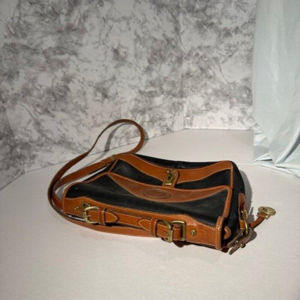 Vintage Dooney & Bourke All Weather Pebbled Leather Shoulder Saddle Bag Purse US - Picture 5 of 16